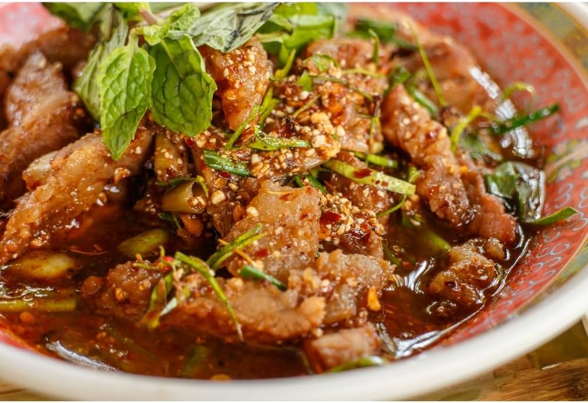 Madam Pum Pad Thai Sauce 450 Ml image number 3